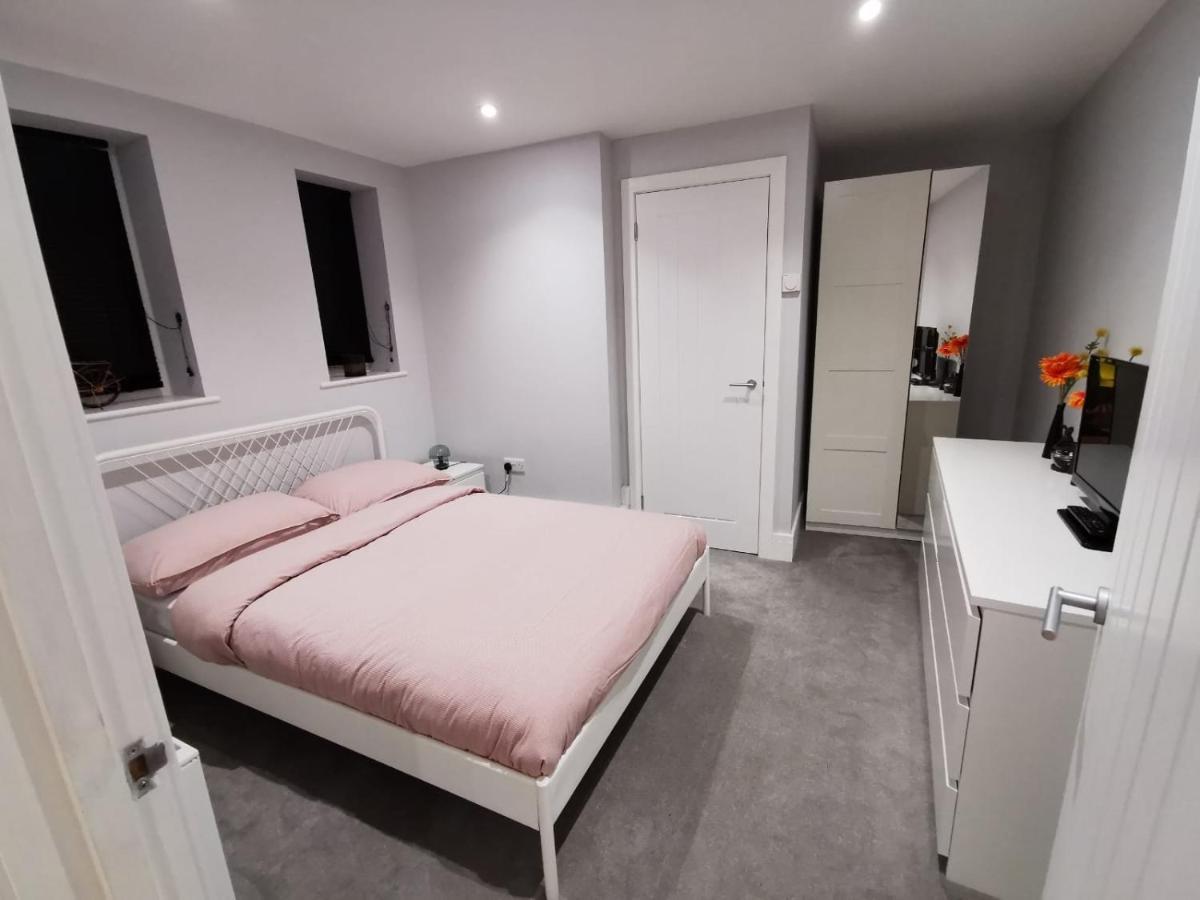 4 Sleeps And Travel Cot- Close To Beach And Restaurants Bournemouth Luaran gambar
