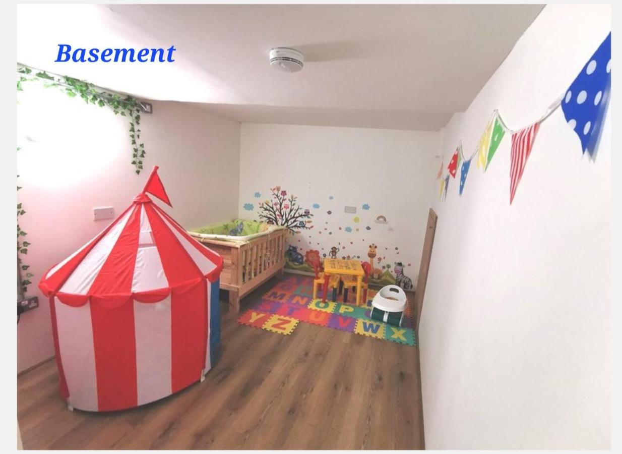 4 Sleeps And Travel Cot- Close To Beach And Restaurants Bournemouth Luaran gambar