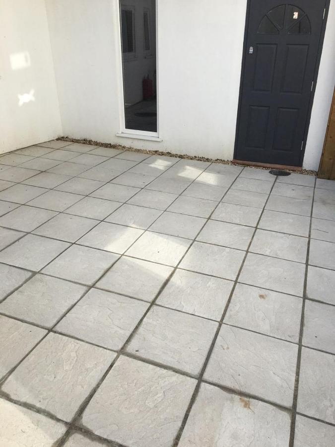 4 Sleeps And Travel Cot- Close To Beach And Restaurants Bournemouth Luaran gambar